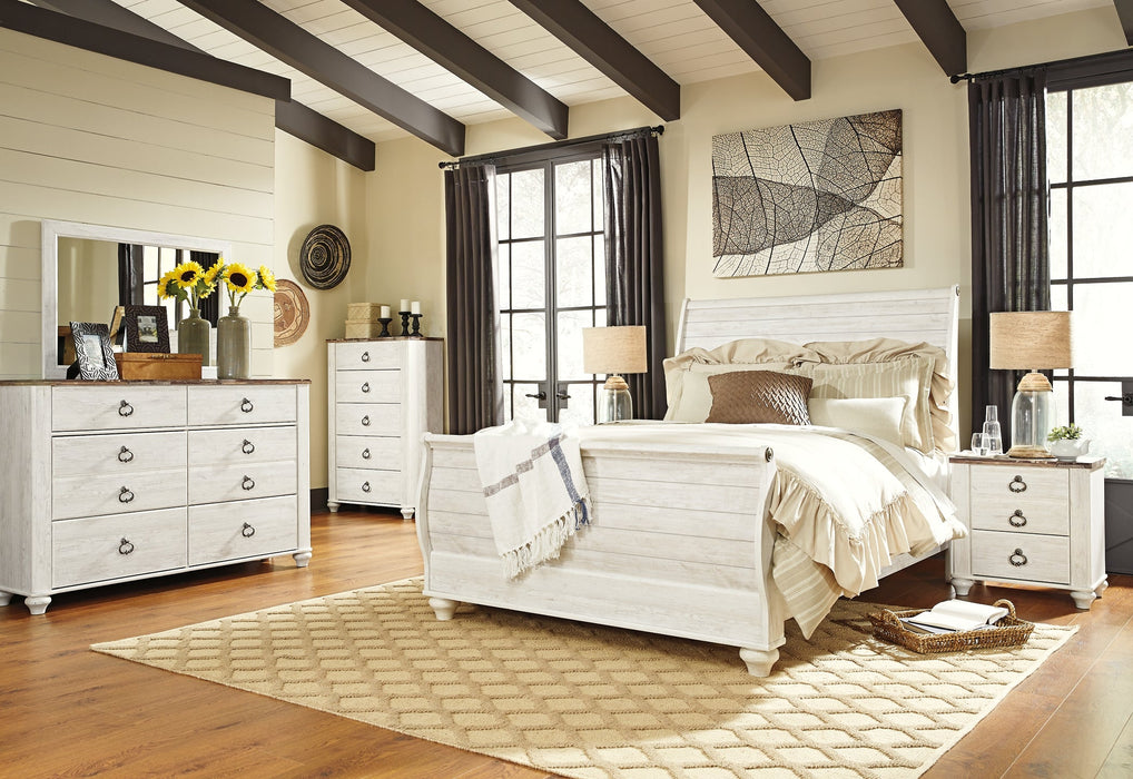 Willowton Queen Sleigh Bed with Mirrored Dresser, Chest and Nightstand Huntsville Furniture Outlet