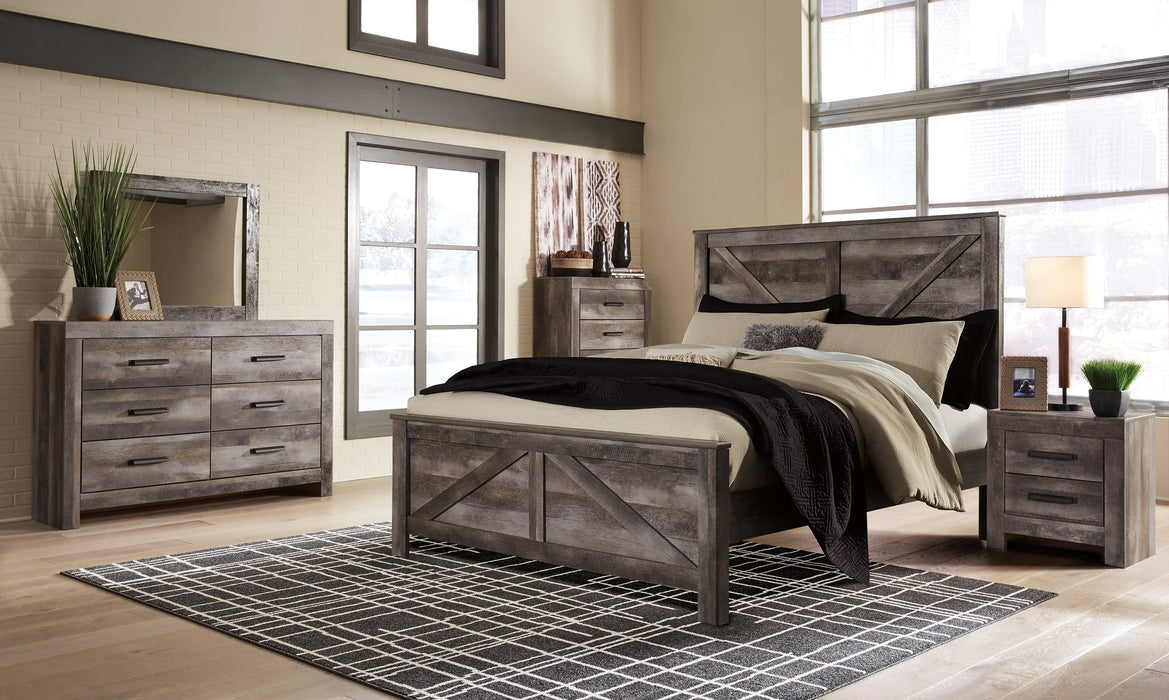 Wynnlow King Crossbuck Panel Bed with Mirrored Dresser, Chest and 2 Nightstands Huntsville Furniture Outlet