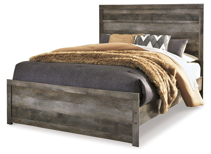 Wynnlow Queen Panel Bed with 2 Nightstands Huntsville Furniture Outlet