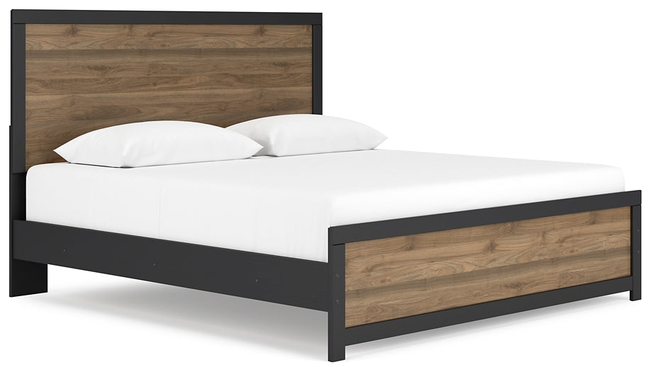 Vertani King Panel Bed with Dresser and 2 Nightstands