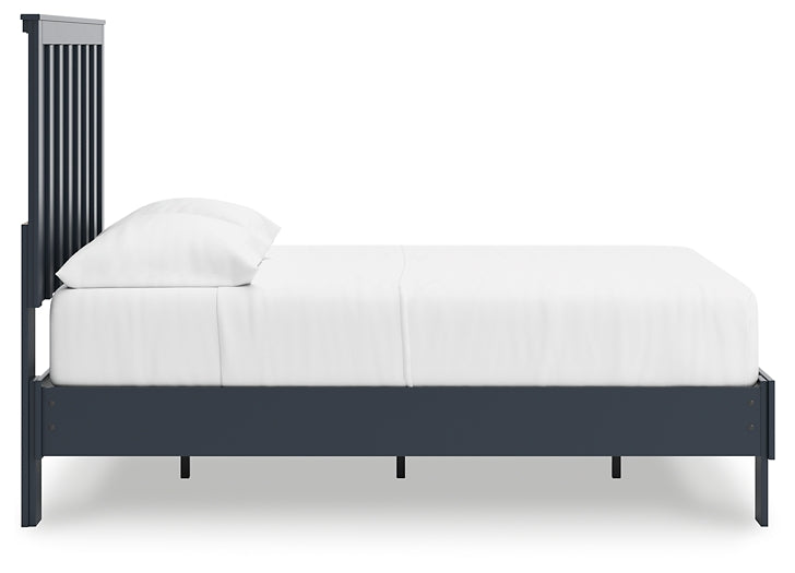 Simmenfort  Platform Bed