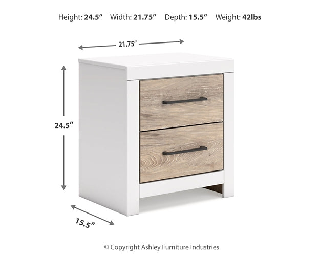 Charbitt King Panel Bed with 2 Nightstands