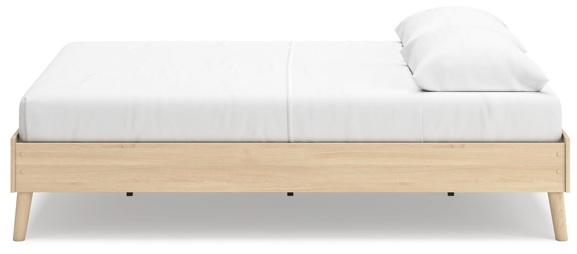 Cabinella Queen Platform Bed with Dresser