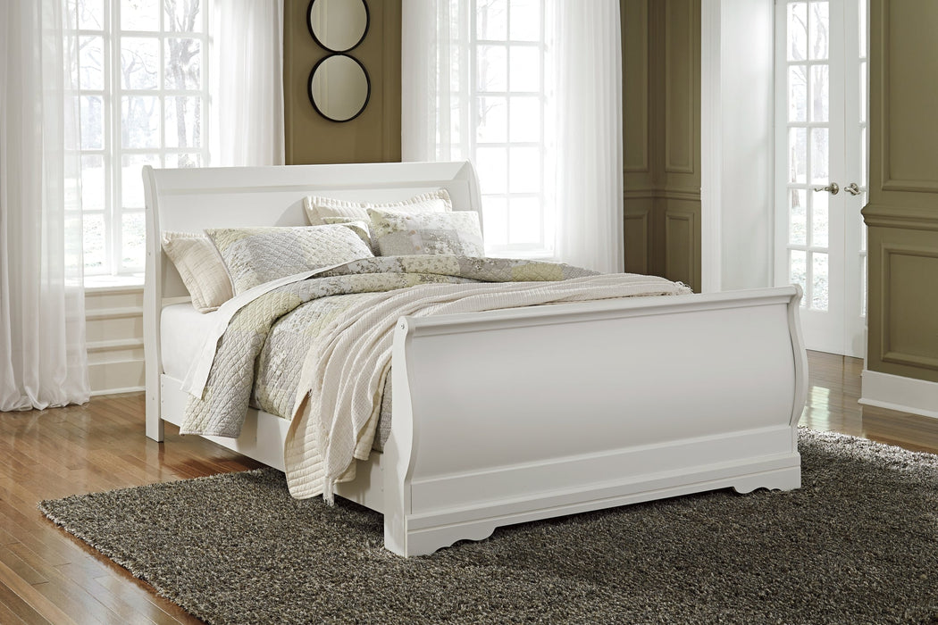 Anarasia Queen Sleigh Bed with Mirrored Dresser and Nightstand Huntsville Furniture Outlet