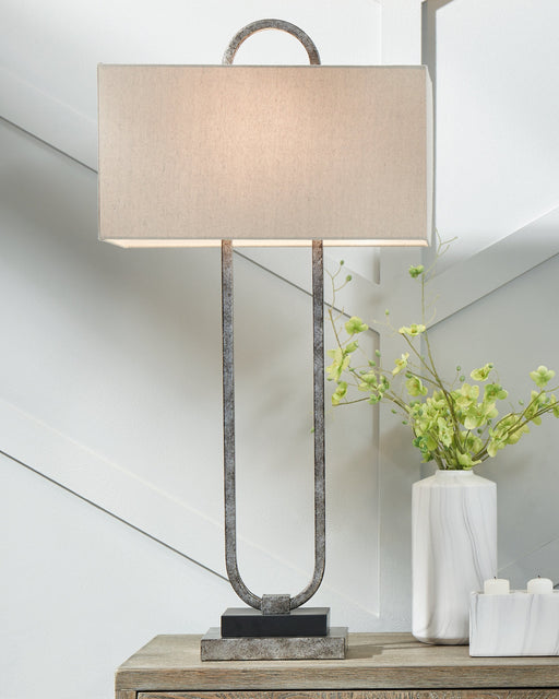 Bennish Metal Table Lamp (1/CN) Huntsville Furniture Outlet