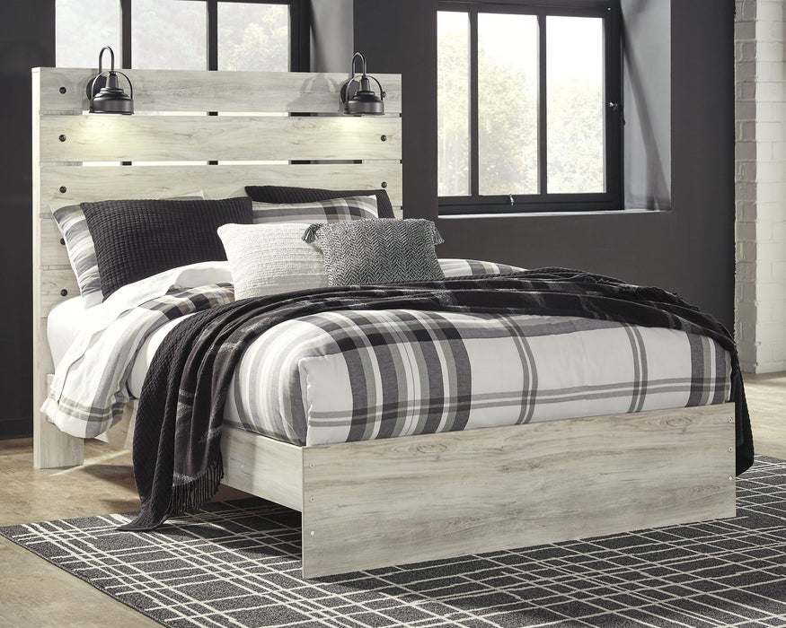 Cambeck Queen Panel Bed with Mirrored Dresser and 2 Nightstands Huntsville Furniture Outlet