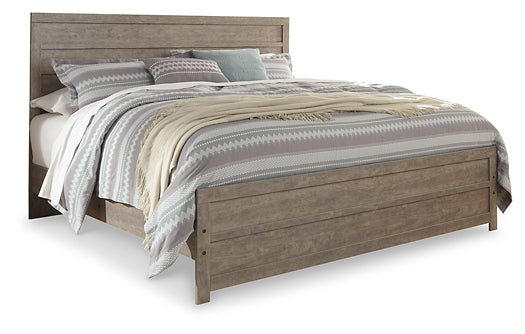 Culverbach King Panel Bed with Mirrored Dresser and 2 Nightstands Huntsville Furniture Outlet