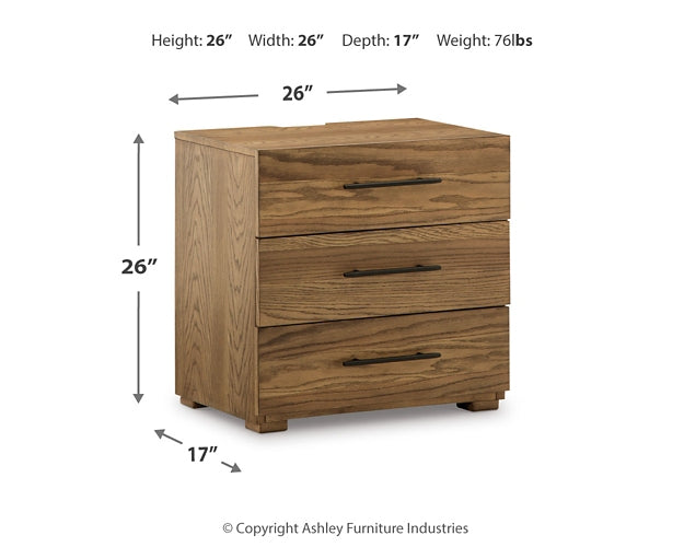 Dakmore King Upholstered Bed with Mirrored Dresser and 2 Nightstands Huntsville Furniture Outlet