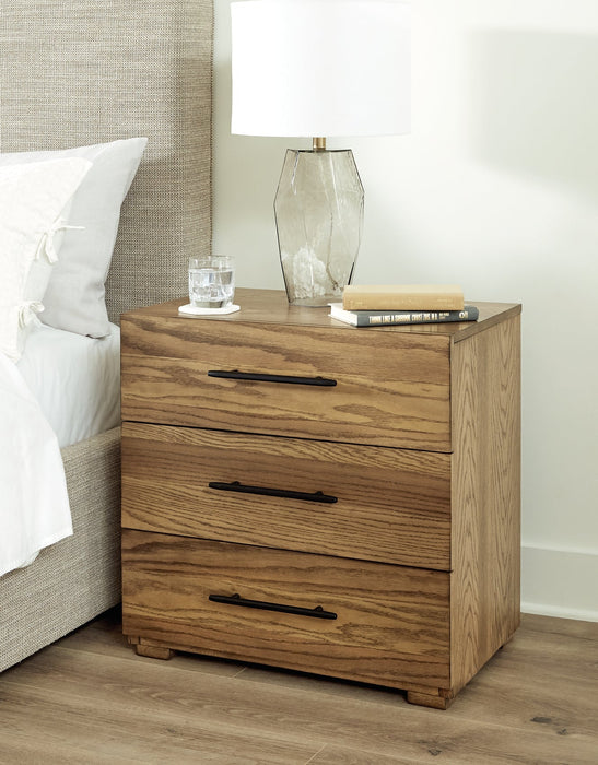 Dakmore King Upholstered Bed with Mirrored Dresser and 2 Nightstands Huntsville Furniture Outlet