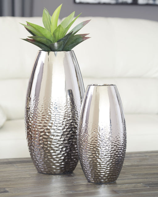 Dinesh Vase Set (2/CN) Huntsville Furniture Outlet