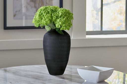 Etney Vase Huntsville Furniture Outlet