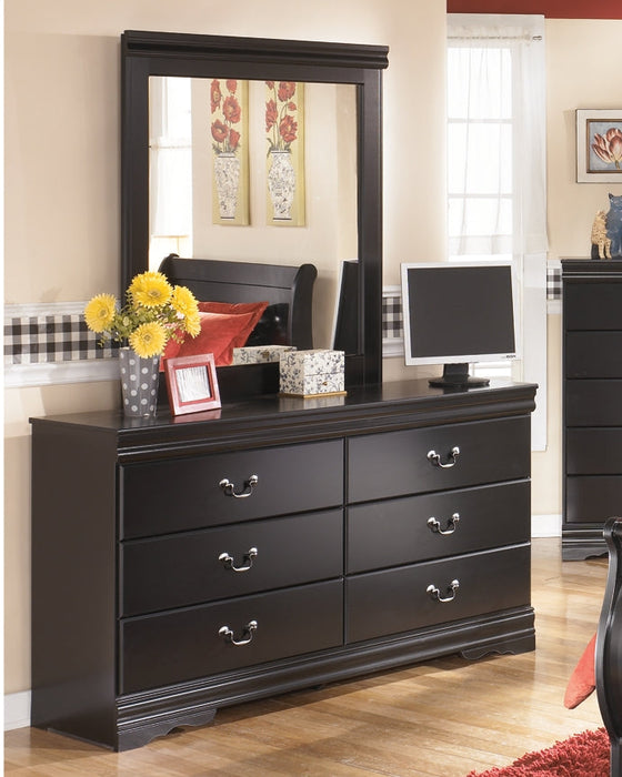 Huey Vineyard Dresser and Mirror Huntsville Furniture Outlet