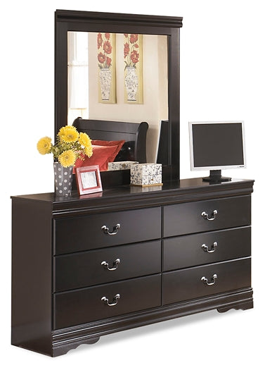 Huey Vineyard Dresser and Mirror Huntsville Furniture Outlet