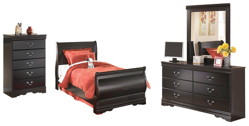 Huey Vineyard Full Sleigh Bed with Mirrored Dresser and Chest Huntsville Furniture Outlet