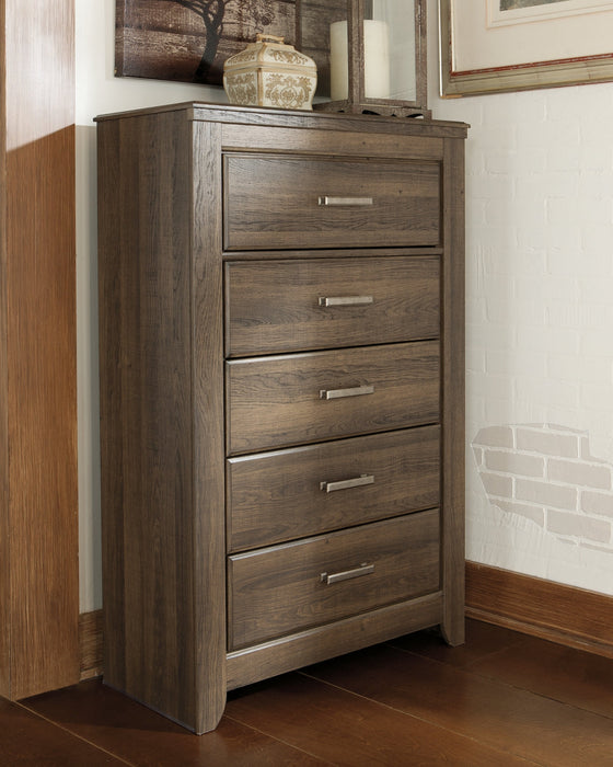 Juararo California King Panel Bed with Mirrored Dresser, Chest and 2 Nightstands Huntsville Furniture Outlet