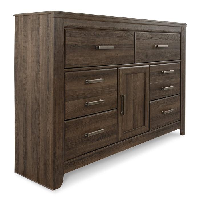 Juararo California King Panel Bed with Mirrored Dresser Huntsville Furniture Outlet