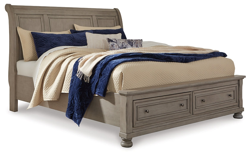 Lettner California King Sleigh Bed with Dresser Huntsville Furniture Outlet