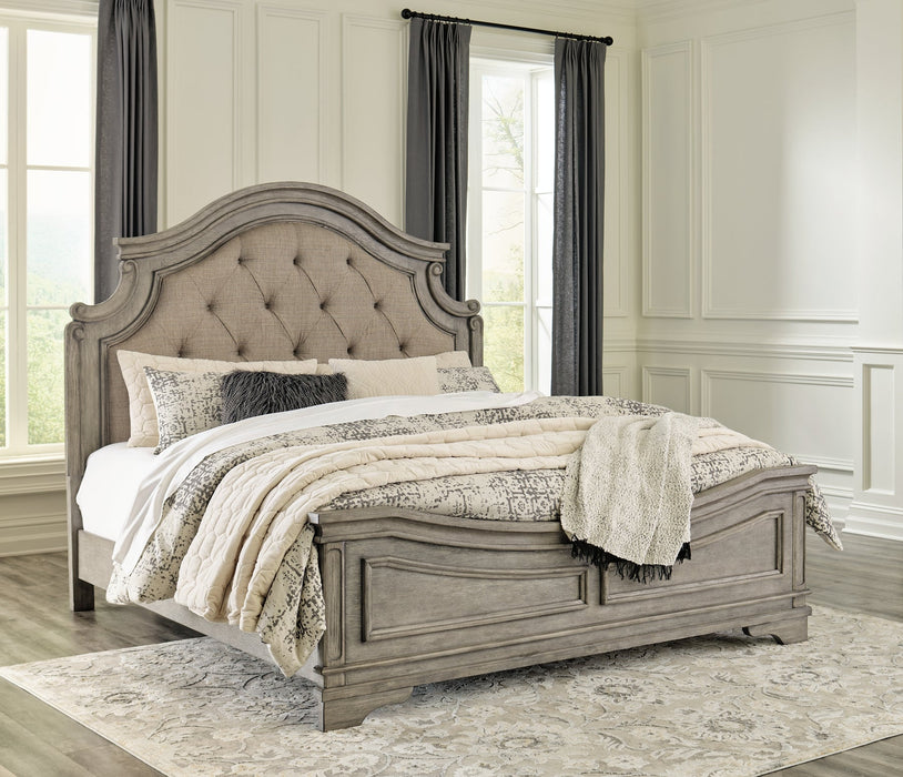 Lodenbay California King Panel Bed with Mirrored Dresser and 2 Nightstands Huntsville Furniture Outlet