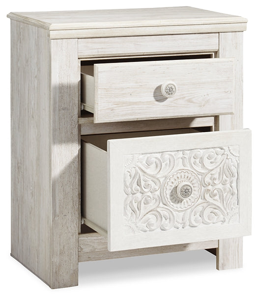 Paxberry King Panel Bed with Mirrored Dresser, Chest and 2 Nightstands Huntsville Furniture Outlet