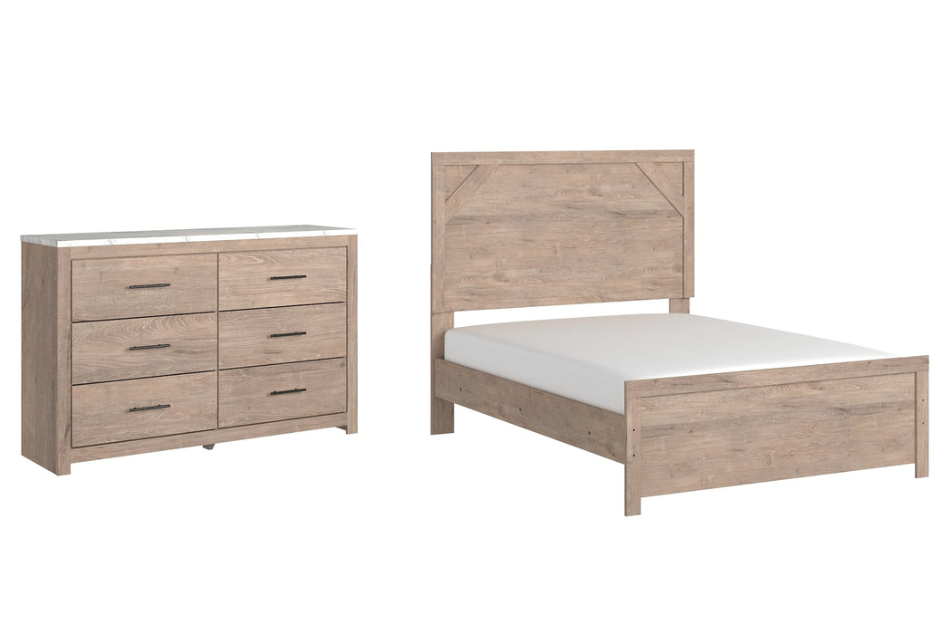 Senniberg Full Panel Bed with Dresser Huntsville Furniture Outlet