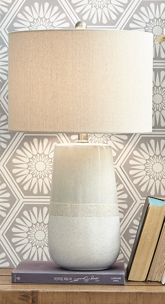 Shavon Ceramic Table Lamp (1/CN) Huntsville Furniture Outlet