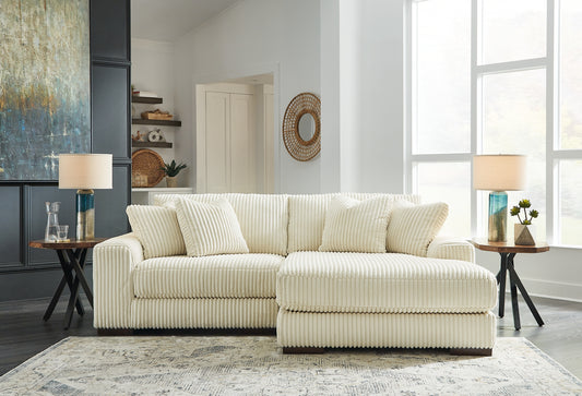 Lindyn 2-Piece Right Sectional with Chaise