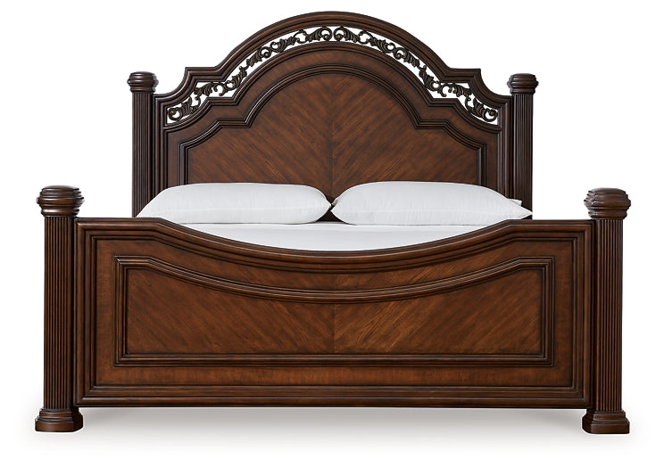 Lavinton Queen Poster Bed