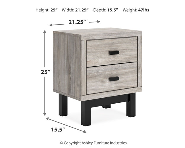 Vessalli King Panel Bed with Mirrored Dresser, Chest and Nightstand